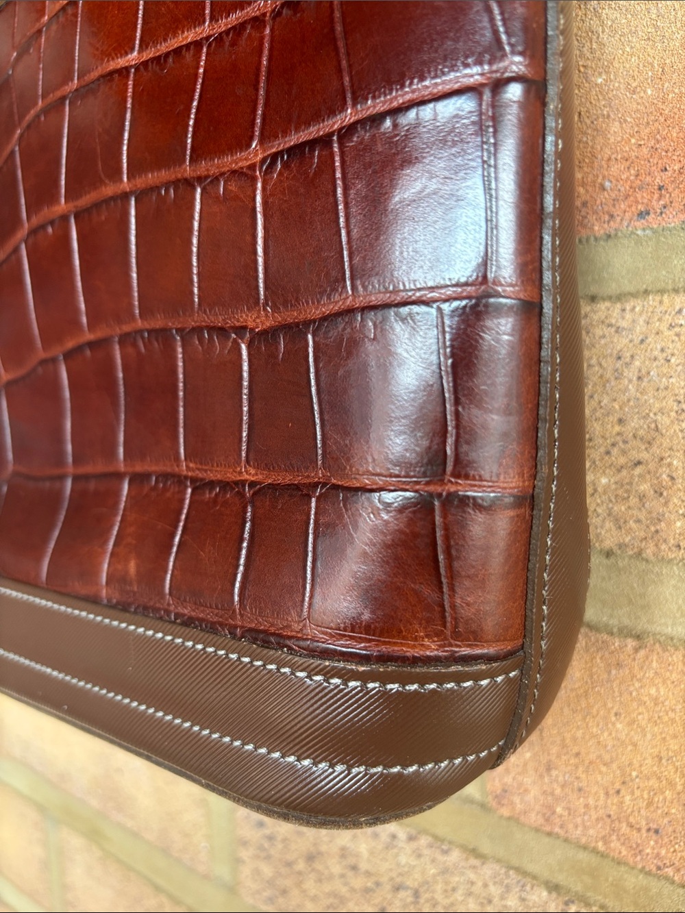 Vintage Dooney & Bourke Bayou Alligator Embossed Brown Leather Crossbody Bag, - Picture 11 of 15